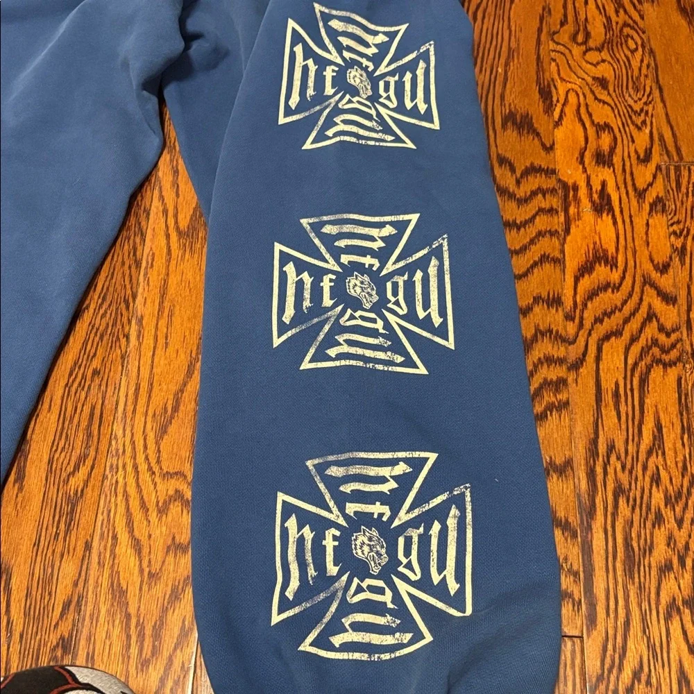 Darc Sport Blue Baggy Oversized Joggers Size:
Medium NWOT - Picture 3 of 8